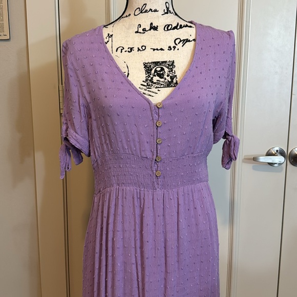 Perfect for Spring! Lilac dress with bow sleeves - Picture 5 of 5